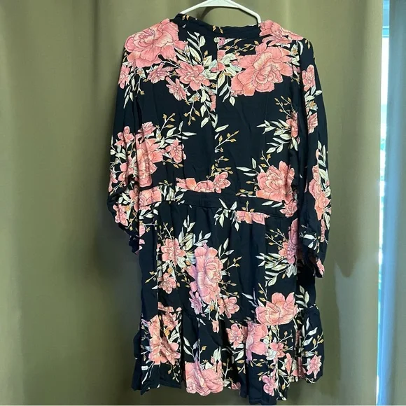 Billabong Navy Floral Dress with Pink and Cream Accents 3/4 Sleeve - Picture 6 of 8